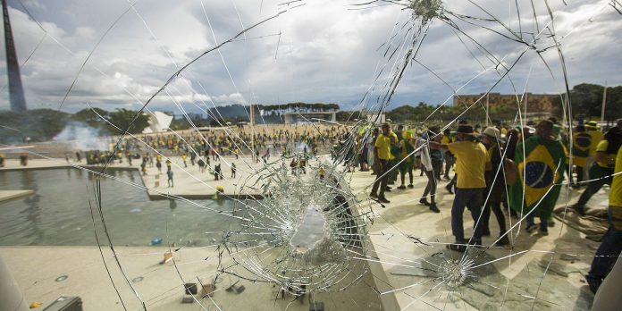 Relatório da PF sobre golpe de Estado chega ao STF